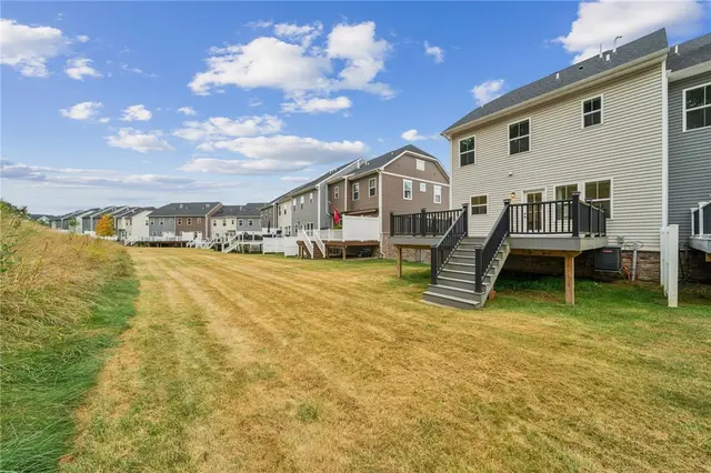 175 Curtis Ct gallery image 13