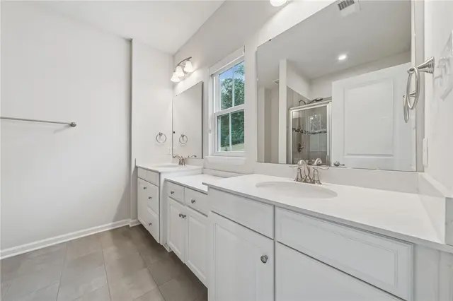 175 Curtis Ct gallery image 31