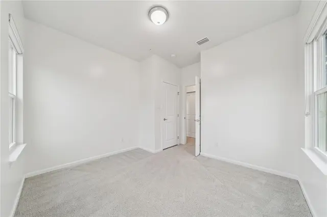 175 Curtis Ct gallery image 34