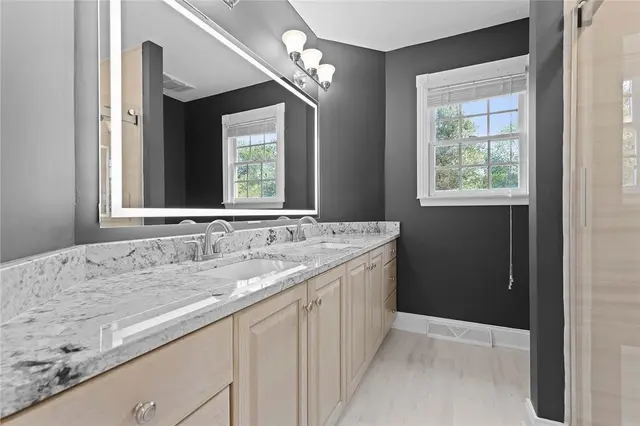 175 Pinehurst Drive gallery image 33