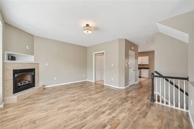 176 Berry Field Court gallery image 2