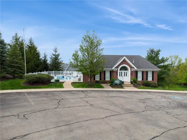 176 Berry Field Court gallery image 14