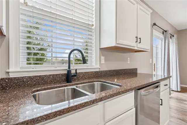 176 Berry Field Court gallery image 19