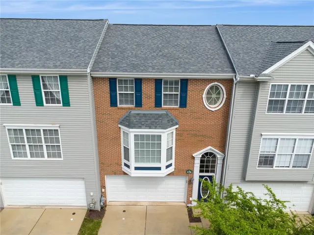 176 Berry Field Court gallery image 24