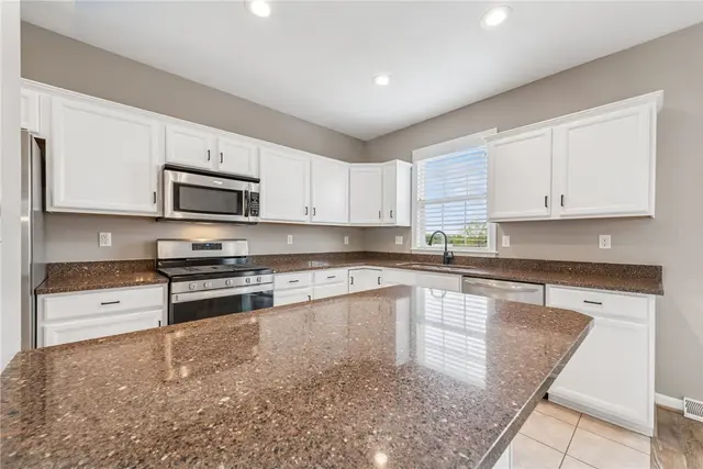 176 Berry Field Court gallery image 29