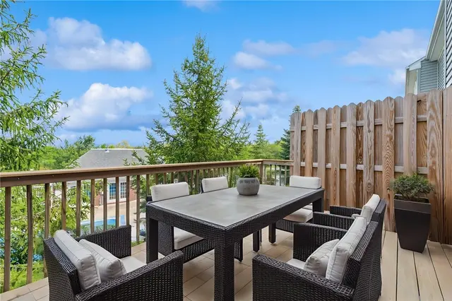 176 Berry Field Court gallery image 32