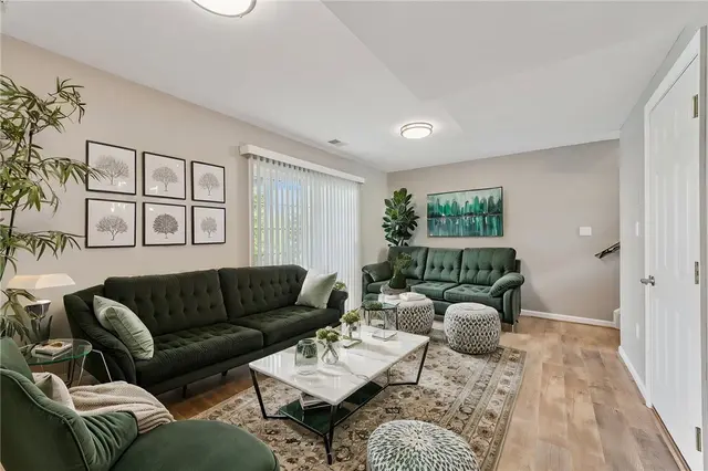 176 Berry Field Court gallery image 39