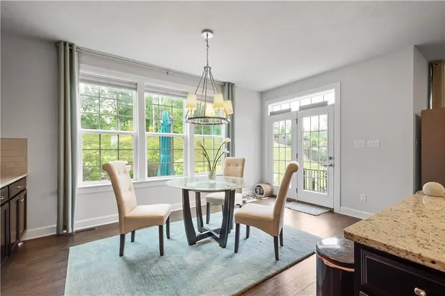 1761 Stevensan Dr gallery image 24