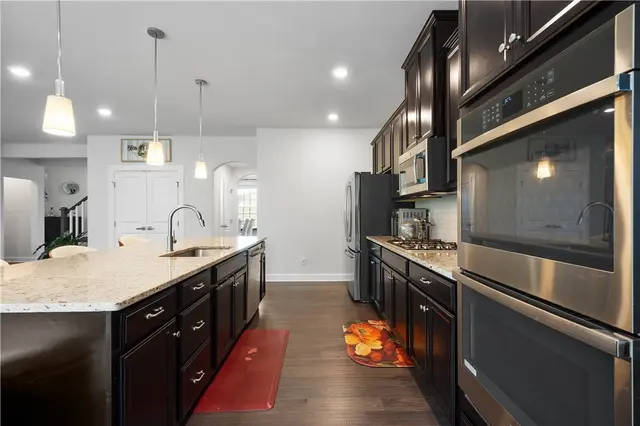 1761 Stevensan Dr gallery image 26