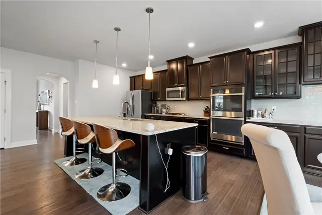 1761 Stevensan Dr gallery image 35
