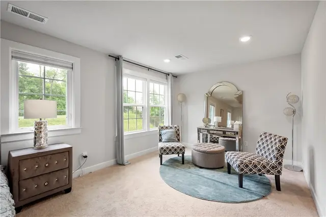 1761 Stevensan Dr gallery image 37