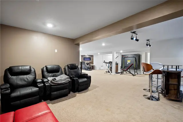 1761 Stevensan Dr gallery image 48