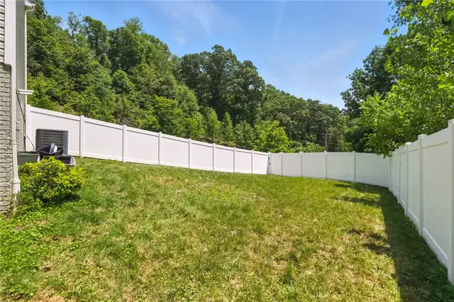 177 Cheryl Drive gallery image 8