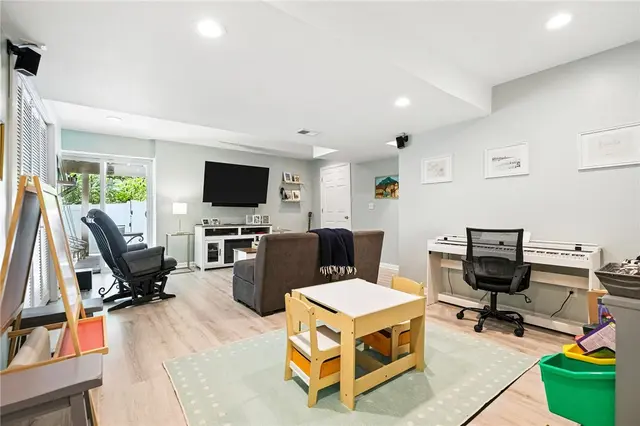 177 Cheryl Drive gallery image 12