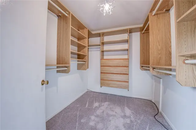 1770 Foxcroft Ln 201 gallery image 11