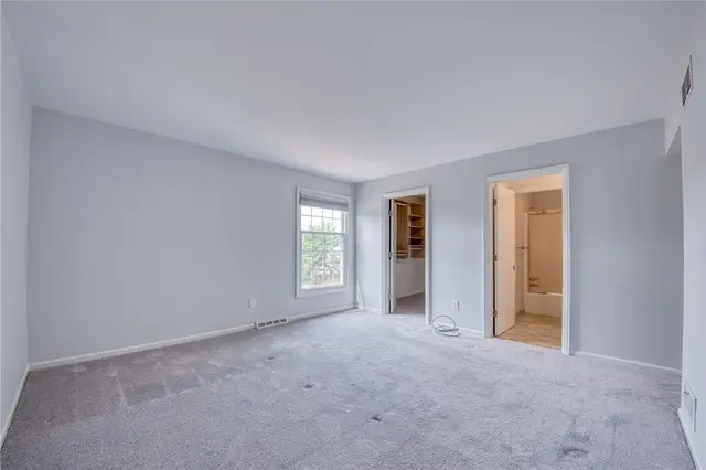 1770 Foxcroft Ln 201 gallery image 37
