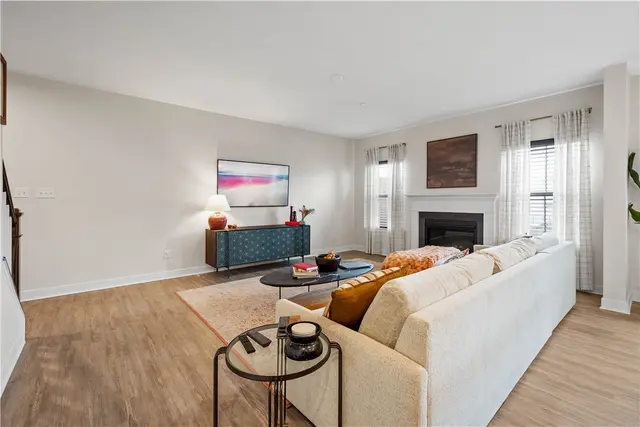 179 Dana Dr gallery image 4