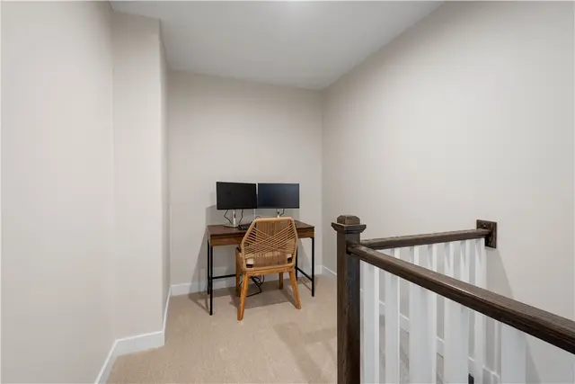 179 Dana Dr gallery image 20