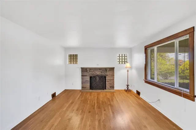 180 Bonnie View Dr gallery image 31