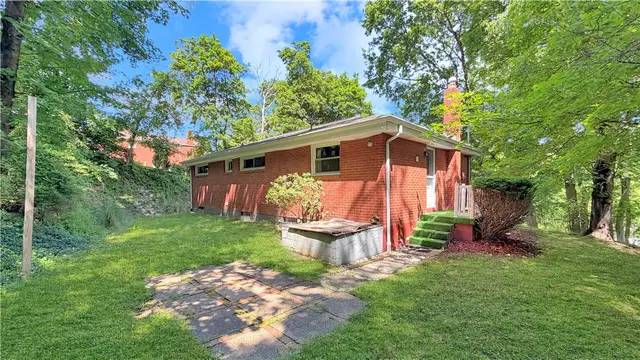 180 Montclair Ave gallery image 9