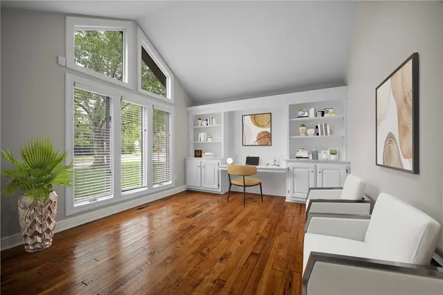 1803 N Villa Dr gallery image 3