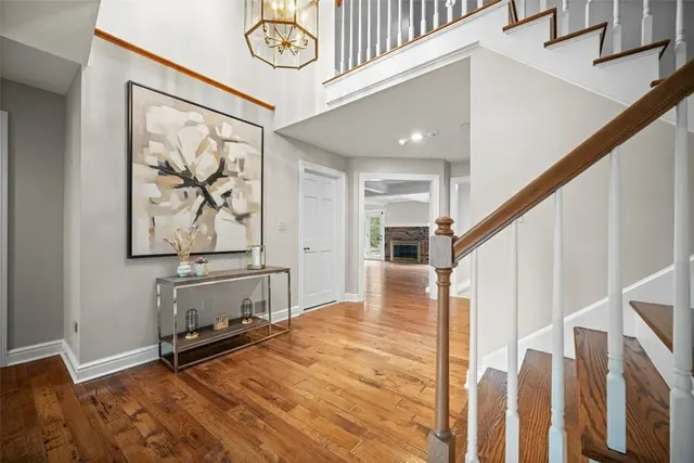 1803 N Villa Dr gallery image 23