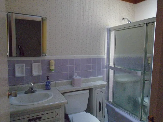 1803 Overlook Dr gallery image 3