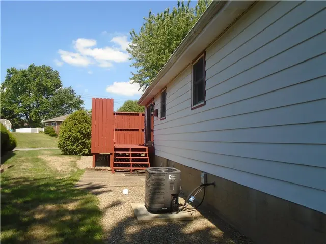 1803 Overlook Dr gallery image 10