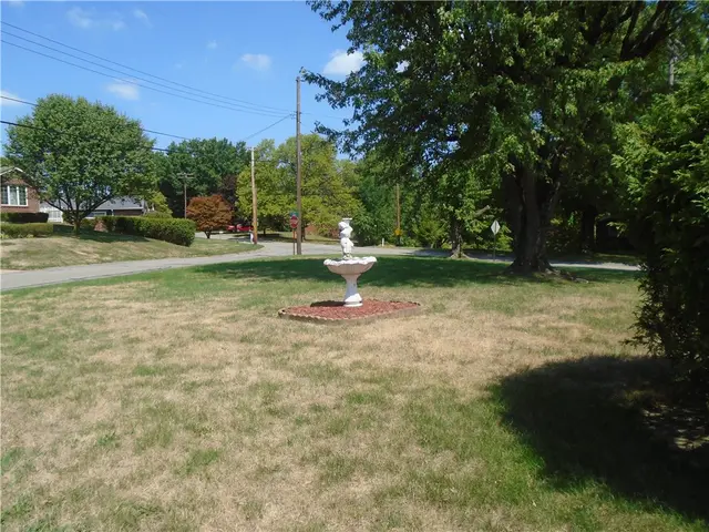 1803 Overlook Dr gallery image 12