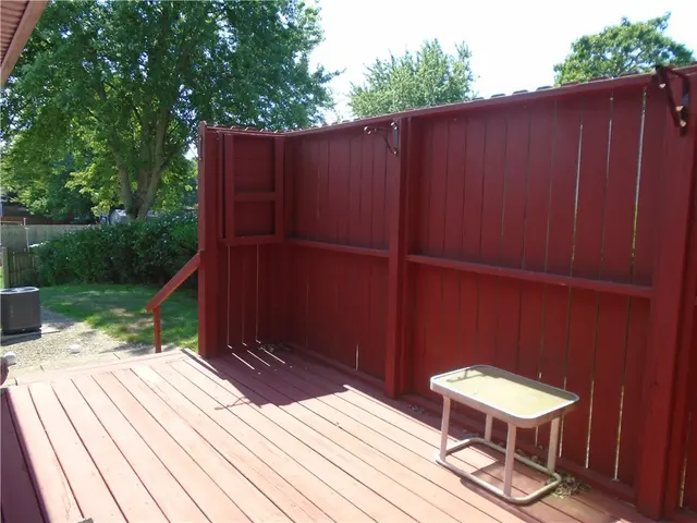 1803 Overlook Dr gallery image 16