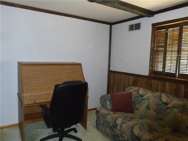 1803 Overlook Dr gallery image 24