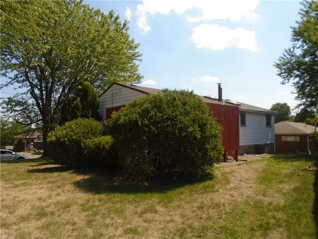 1803 Overlook Dr gallery image 25