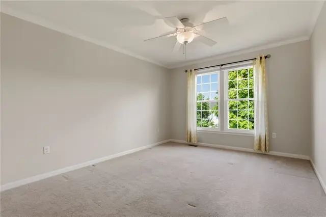 1805 Pioneer Dr gallery image 18