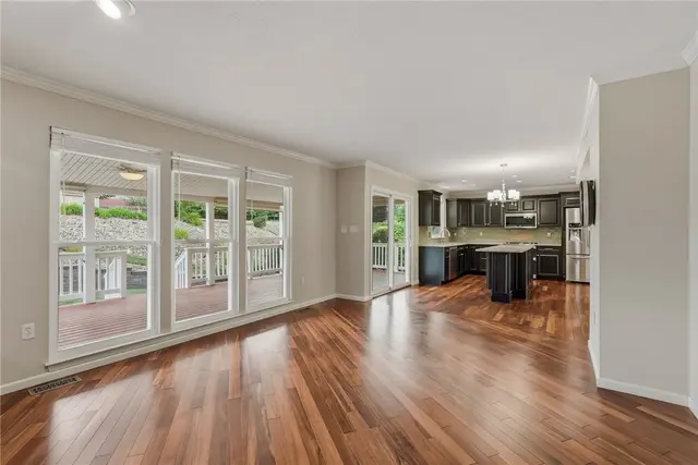 1805 Pioneer Dr gallery image 26