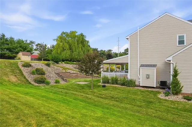 1805 Pioneer Dr gallery image 41