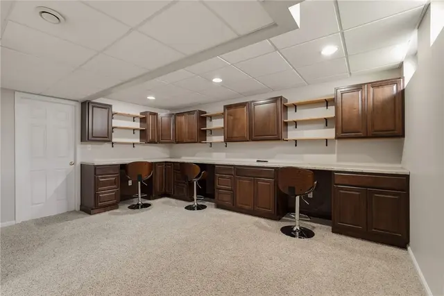 1805 Pioneer Dr gallery image 42