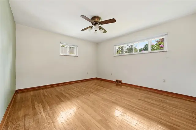 1806 Ferguson Rd gallery image 8