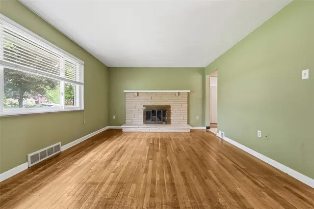 1806 Ferguson Rd gallery image 32