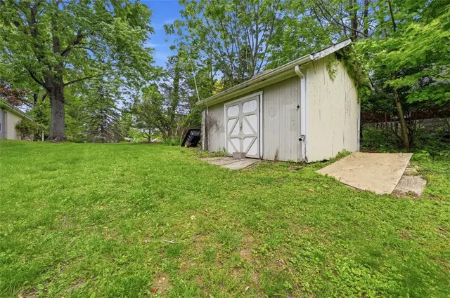 1806 Ferguson Rd gallery image 39