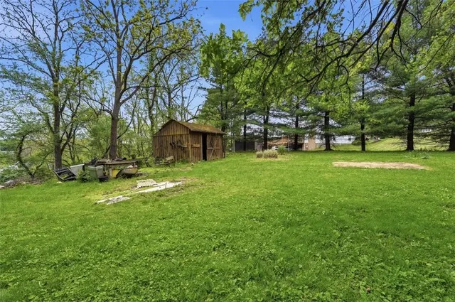 1806 Ferguson Rd gallery image 42