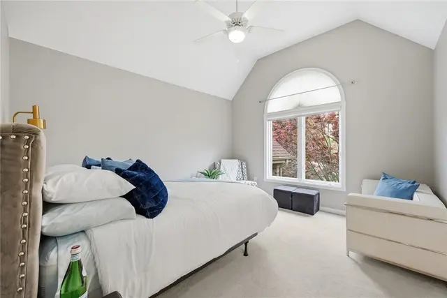 1807 Willow Oak Dr gallery image 5