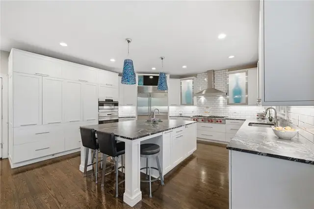 1807 Willow Oak Dr gallery image 10