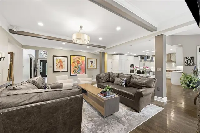 1807 Willow Oak Dr gallery image 41