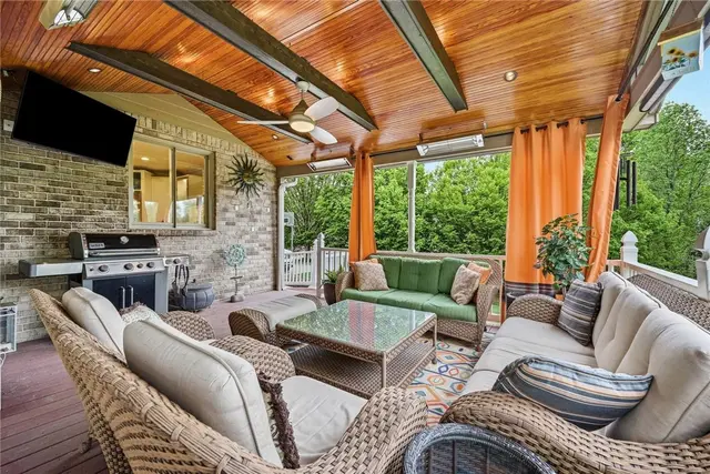 1807 Willow Oak Dr gallery image 43