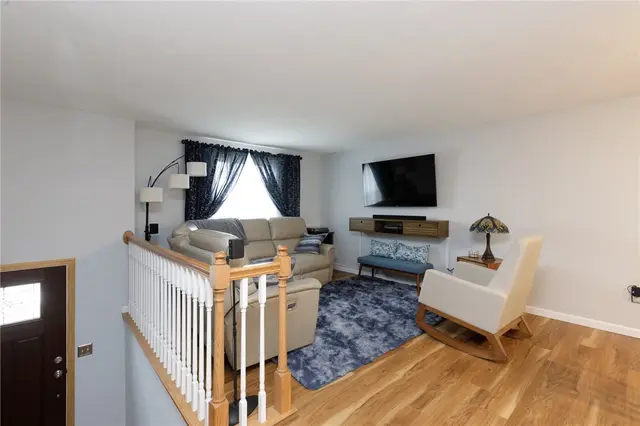 181 Partridge Run Rd gallery image 2
