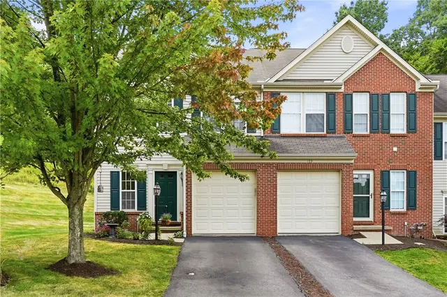 181 Southern Valley Ct gallery image 25