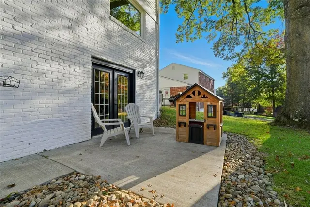 1814 Concord Drive gallery image 44