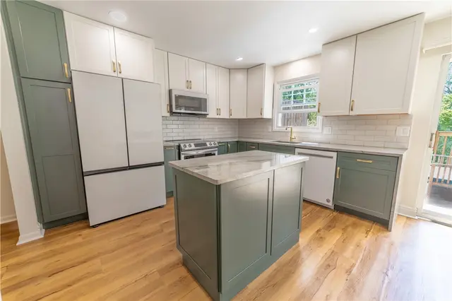 1818 Foxcroft Ln 803 gallery image 15