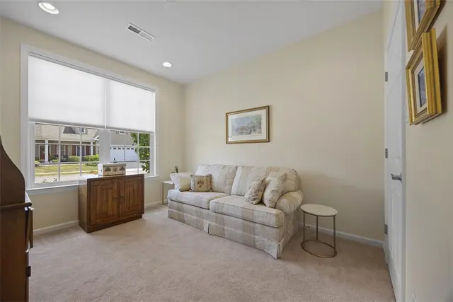 182 Independence Way gallery image 7
