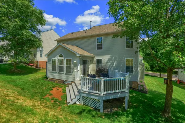 1821 Pioneer Drive gallery image 3